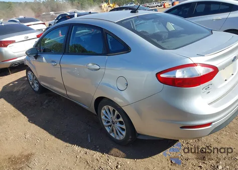 2014 Ford Fiesta Se z USA, uszkodzony, nr VIN 3FADP4BJ0EM150680